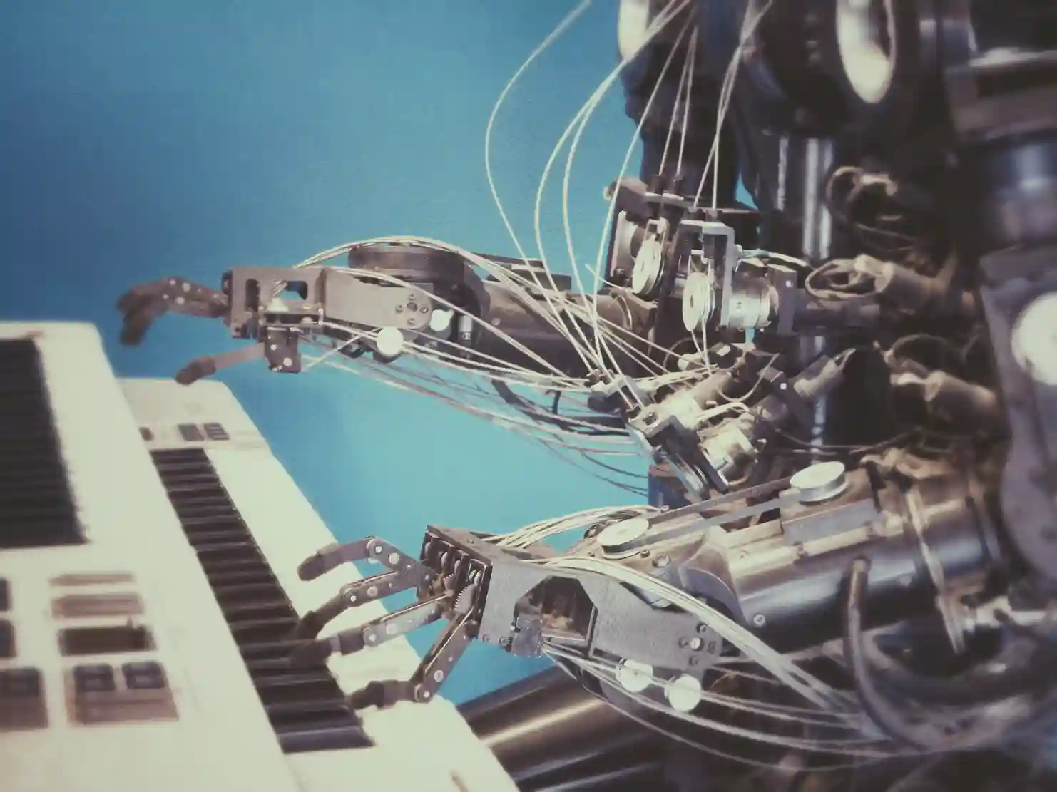 Creating an Intelligent Customer Service with AI